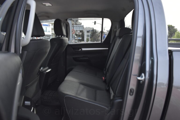 Toyota Hilux - 2.4 Double Cab 4x4 Cruiser Automatic Camera