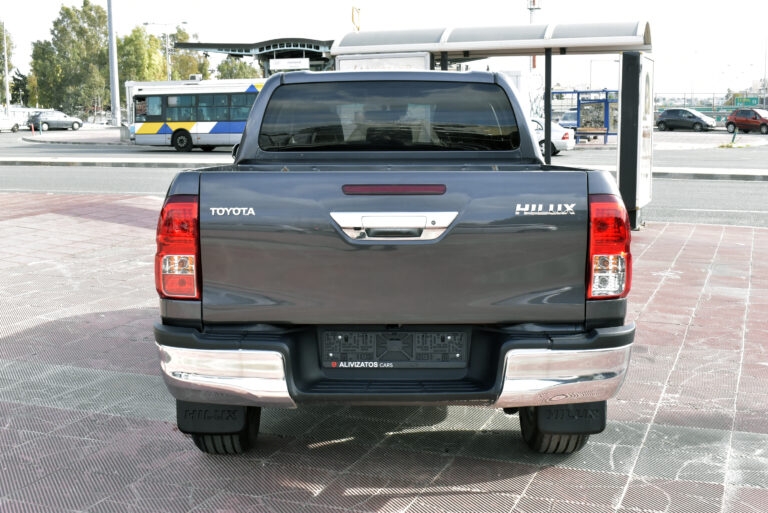 Toyota Hilux - 2.4 Double Cab 4x4 Cruiser Automatic Camera
