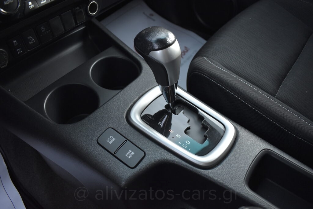 Toyota Hilux - 2.4 Double Cab 4x4 Cruiser Automatic Camera