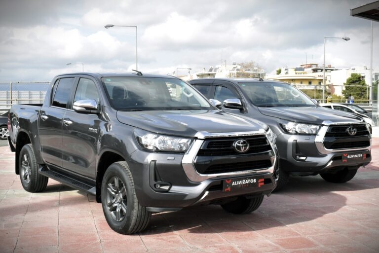 Toyota Hilux - 2.4 Double Cab 4x4 Cruiser Automatic Camera