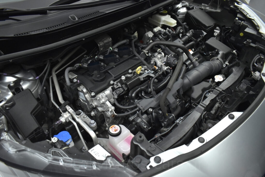 Toyota Yaris Cross - 1.5 Hybrid E-CVT Dynamic +Navigation