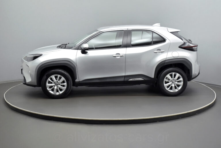 Toyota Yaris Cross - 1.5 Hybrid E-CVT Dynamic +Navigation