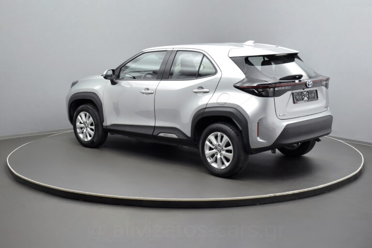 Toyota Yaris Cross - 1.5 Hybrid E-CVT Dynamic +Navigation