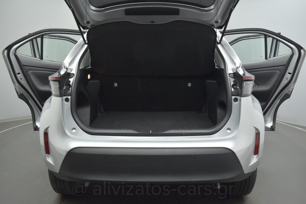 Toyota Yaris Cross - 1.5 Hybrid E-CVT Dynamic +Navigation