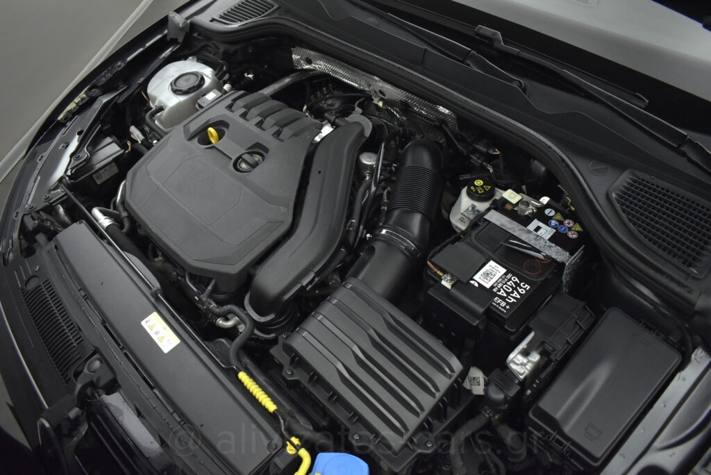 Volkswagen Golf - 1.5 eTsi DSG Life 150hp Hybrid