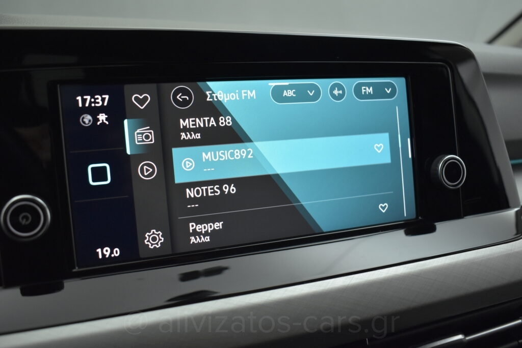 Volkswagen Golf - 1.5 eTsi DSG Life 150hp Hybrid