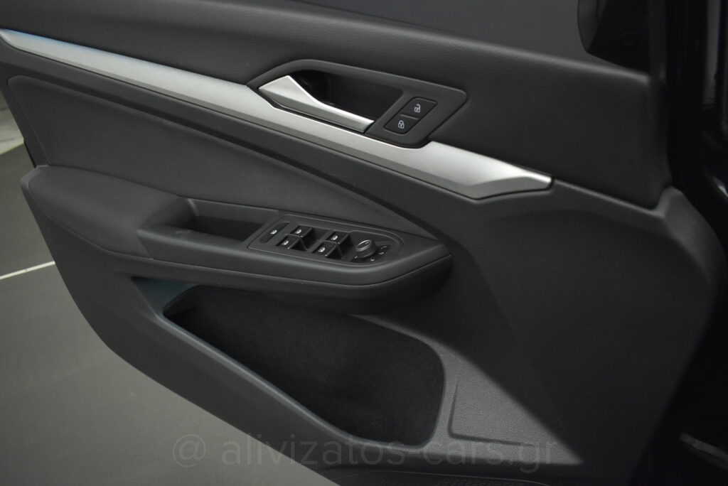 Volkswagen Golf - 1.5 eTsi DSG Life 150hp Hybrid