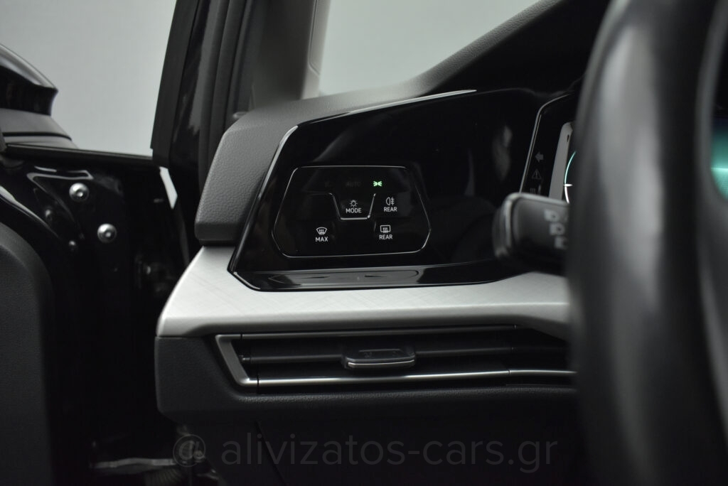 Volkswagen Golf - 1.5 eTsi DSG Life 150hp Hybrid