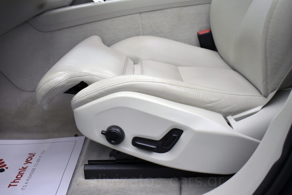 Volvo XC 60 -  B5 MHEV INSCRIPTION PANORAMA AWD 235hp