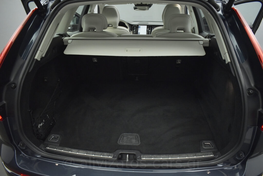 Volvo XC 60 -  B5 MHEV INSCRIPTION PANORAMA AWD 235hp