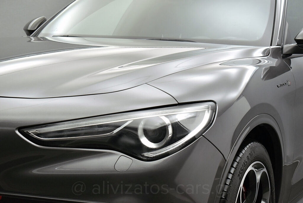 Alfa Romeo Stelvio - Veloce Ti Q4 EAT8 Panopama 211hp