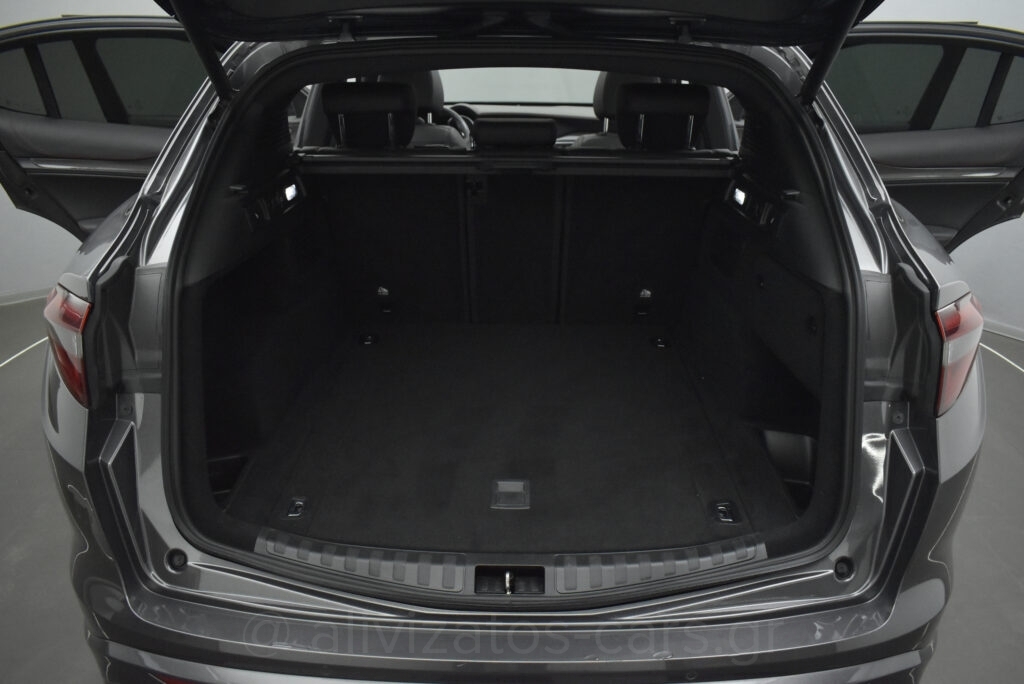 Alfa Romeo Stelvio - Veloce Ti Q4 EAT8 Panopama 211hp