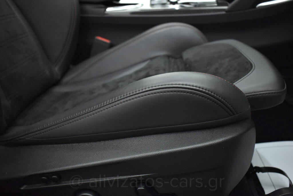 Alfa Romeo Stelvio - Veloce Ti Q4 EAT8 Panopama 211hp