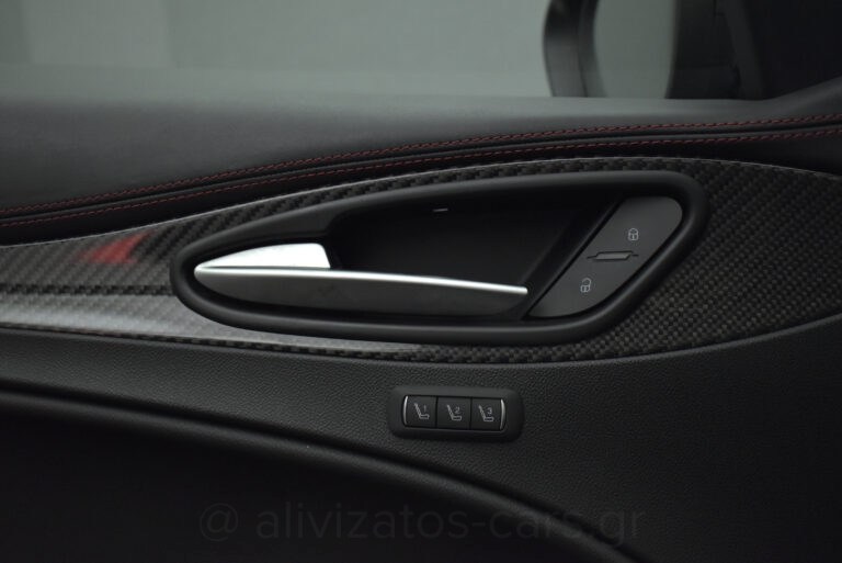 Alfa Romeo Stelvio - Veloce Ti Q4 EAT8 Panopama 211hp