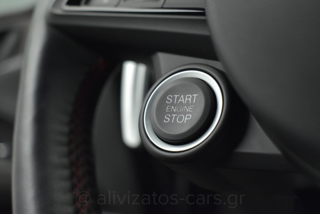 Alfa Romeo Stelvio - Veloce Ti Q4 EAT8 Panopama 211hp