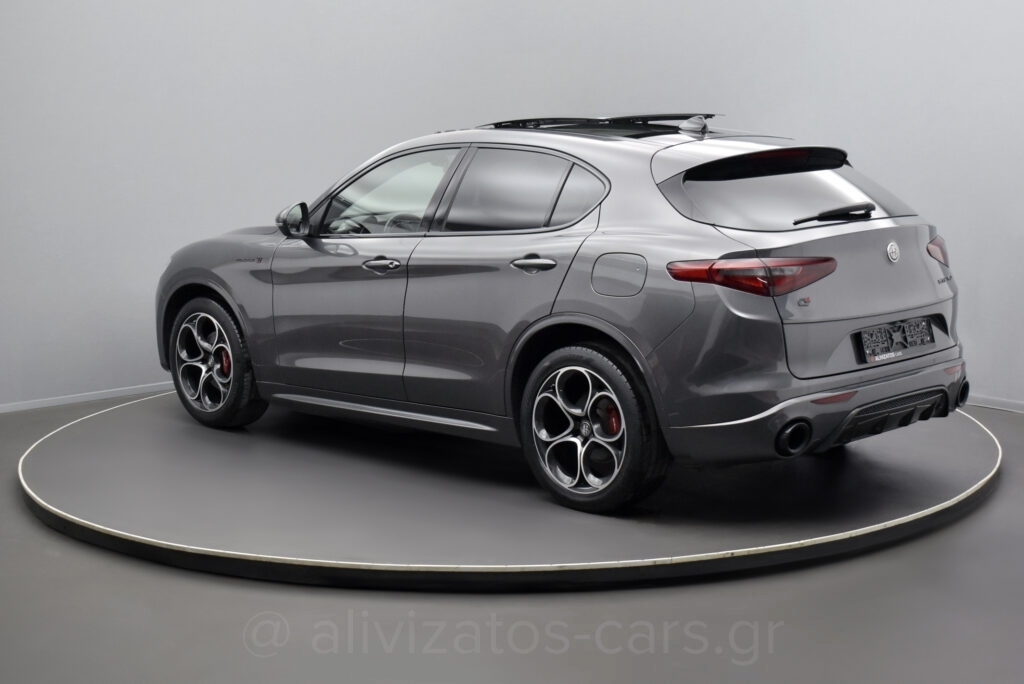 Alfa Romeo Stelvio - Veloce Ti Q4 EAT8 Panopama 211hp