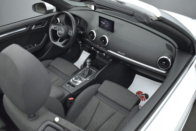 Audi A3 - 30 Tfsi S Tronic Cabriolet Sport