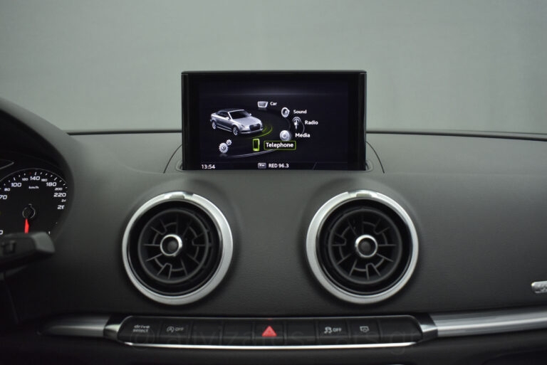 Audi A3 - 30 Tfsi S Tronic Cabriolet Sport