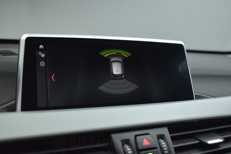 Bmw X1 - 1.5 S drive Steptronic 16d Navigation