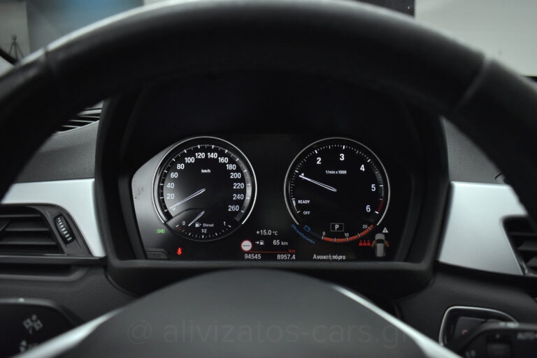 Bmw X1 - 1.5 S drive Steptronic 16d Parktronic & Navigation