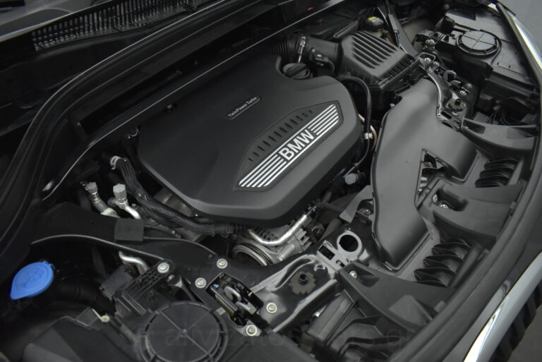 Bmw X1 - 1.5 S drive Steptronic 16d Parktronic & Navigation