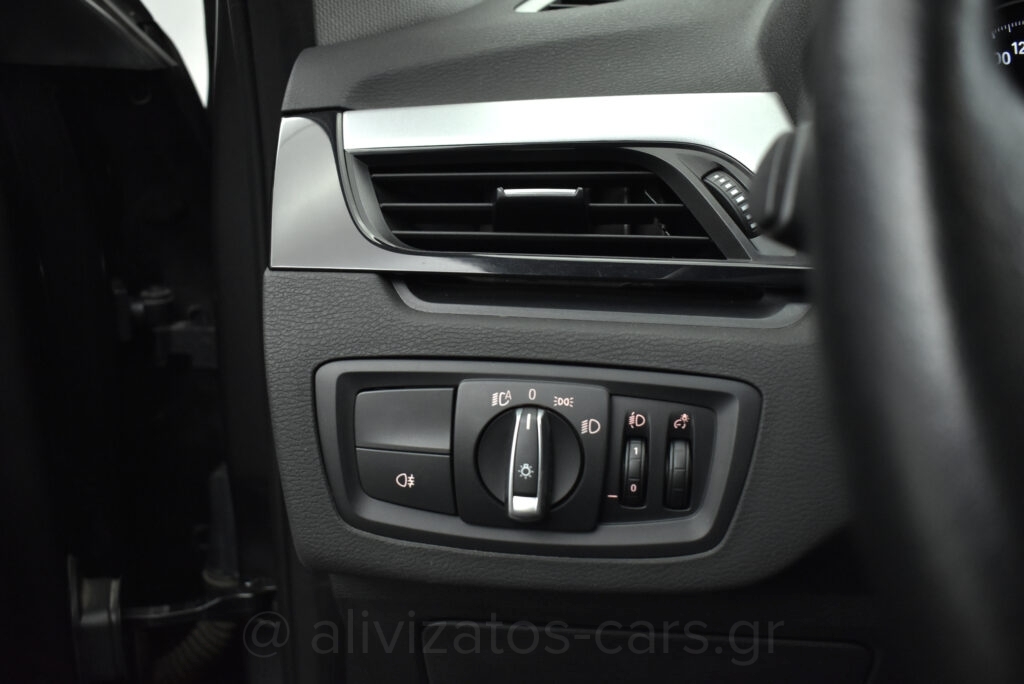 Bmw X1 - 16D S drive Steptronic Parktronic & Navigation