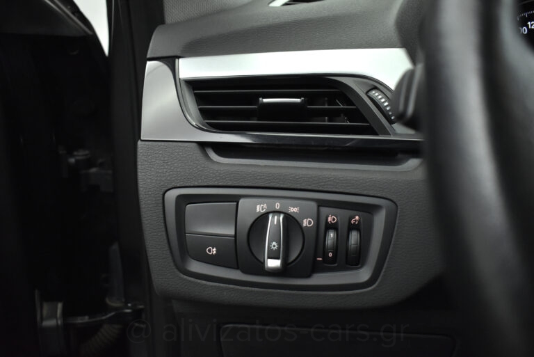 Bmw X1 - 16D S drive Steptronic Parktronic & Navigation