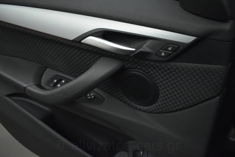 Bmw X1 - 16D S drive Steptronic Parktronic & Navigation