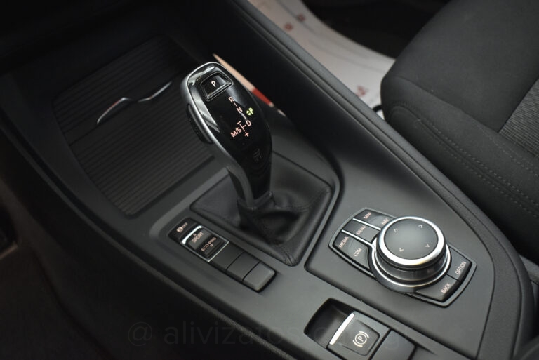 Bmw X1 - 16D S drive Steptronic Parktronic & Navigation