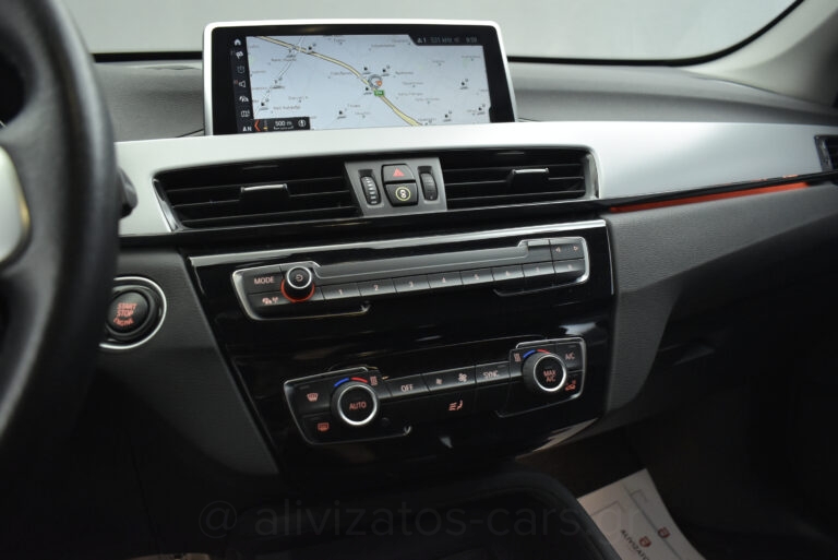 Bmw X1 - 16D S drive Steptronic Parktronic & Navigation