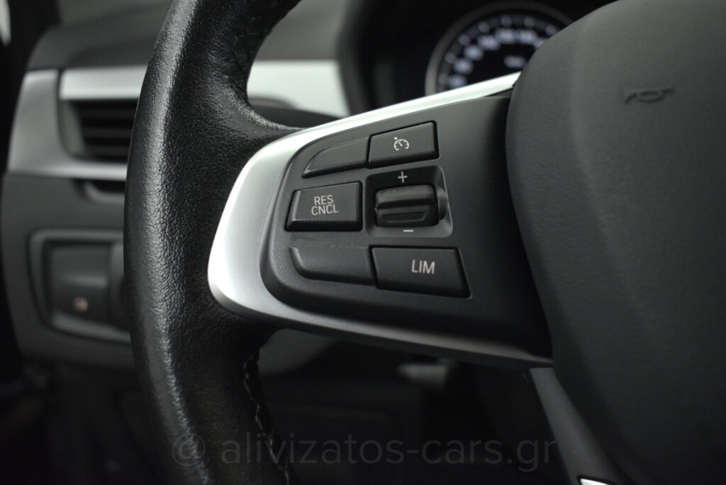 Bmw X1 - 16D S drive Steptronic Parktronic & Navigation