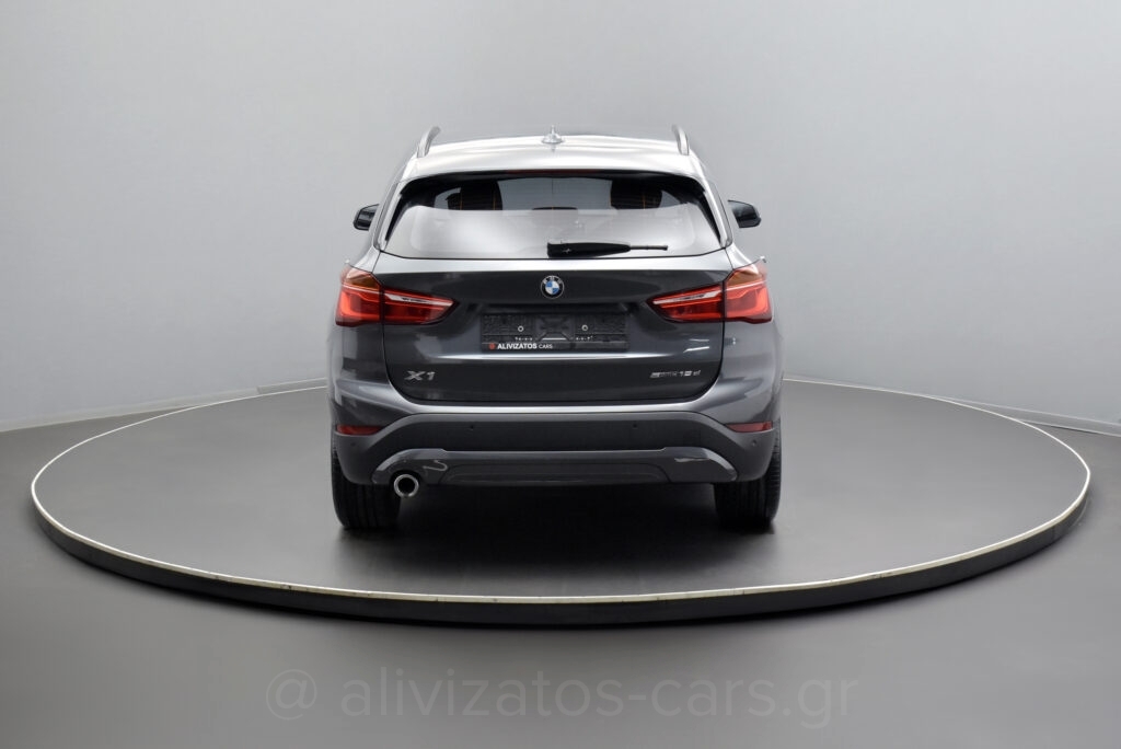 Bmw X1 - 16D S drive Steptronic Parktronic & Navigation