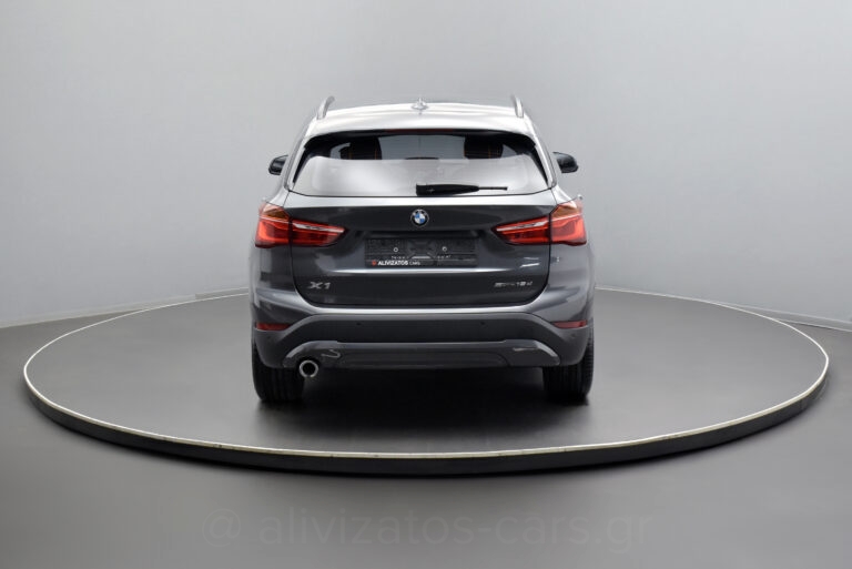 Bmw X1 - 16D S drive Steptronic Parktronic & Navigation