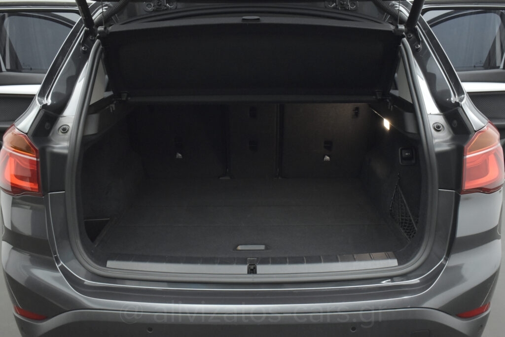 Bmw X1 - 16D S drive Steptronic Parktronic & Navigation