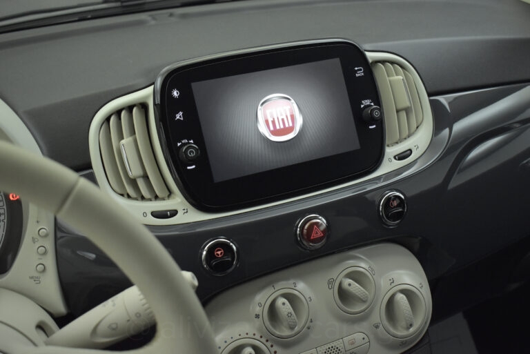 FIAT 500 - 1.0 Hybrid Lounge Navi