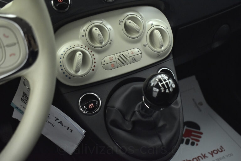 FIAT 500 - 1.0 Hybrid Lounge Navi