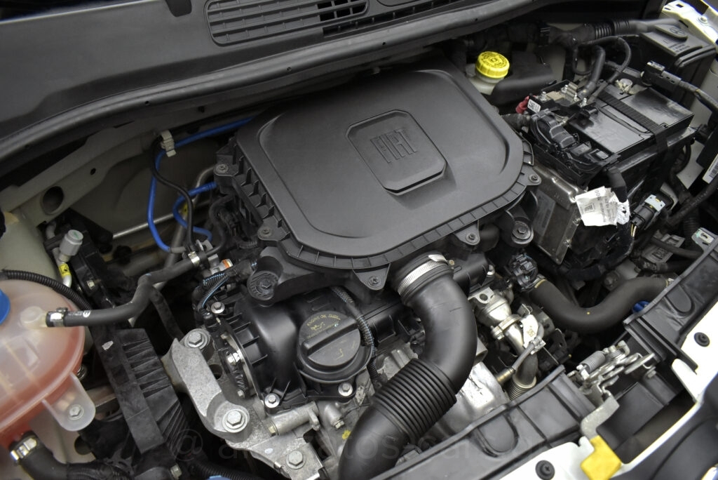 Fiat Panda - CITY CROSS 1.0 S&S HYBRID