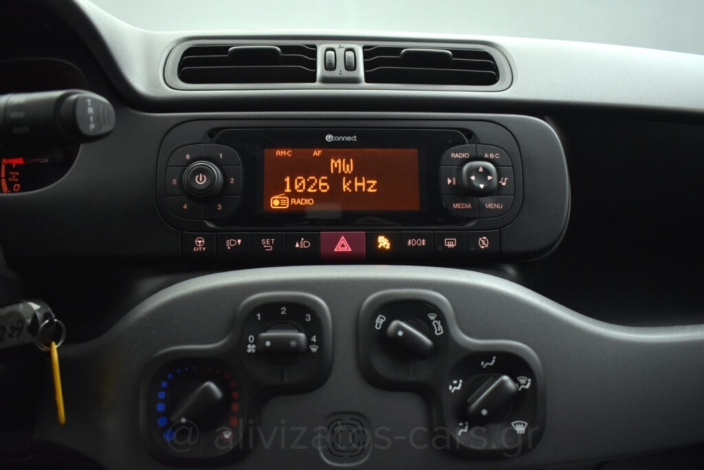 Fiat Panda - CITY CROSS 1.0 S&S HYBRID