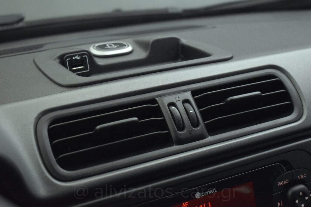 Fiat Panda - CITY CROSS 1.0 S&S HYBRID