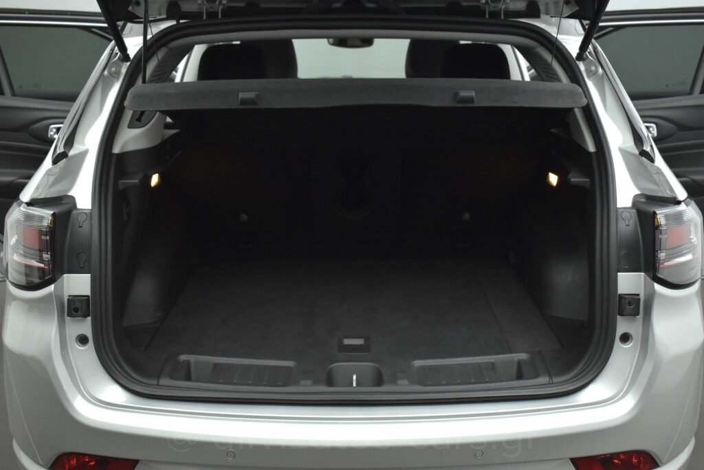 Jeep Compass - 1.3 PHEV 4xe S Plug-in Hybrid 240hp