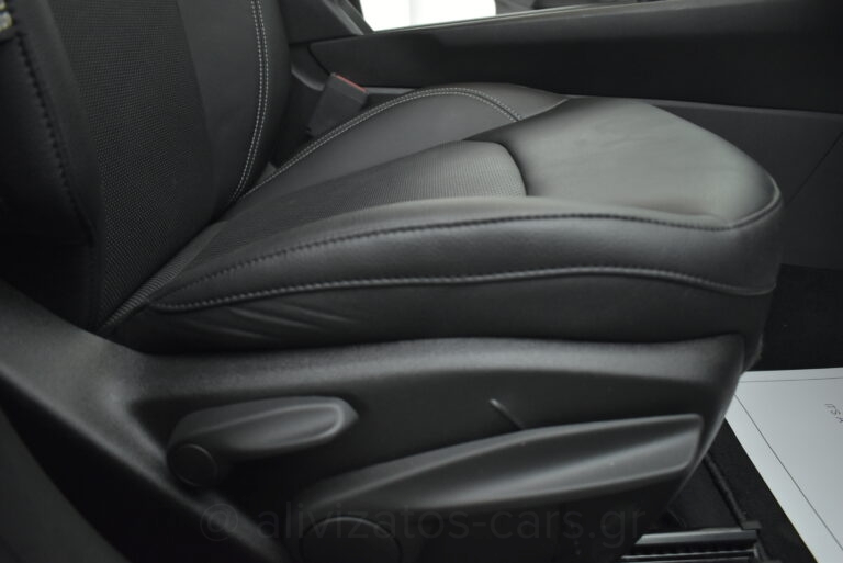 Jeep Compass - 1.3 PHEV 4xe S Plug-in Hybrid 240hp