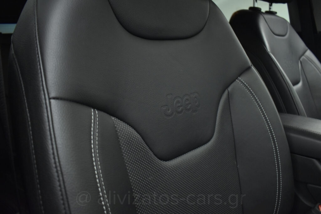 Jeep Compass - 1.3 PHEV 4xe S Plug-in Hybrid 240hp