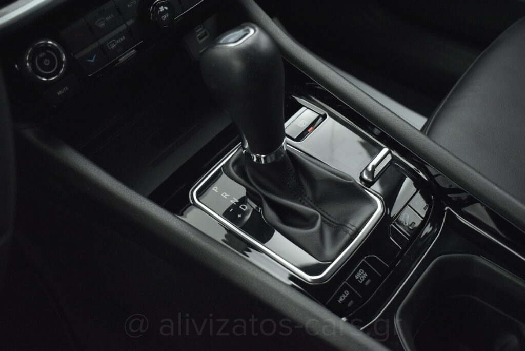 Jeep Compass - 1.3 PHEV 4xe S Plug-in Hybrid 240hp