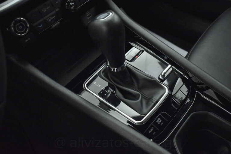 Jeep Compass - 1.3 PHEV 4xe S Plug-in Hybrid 240hp