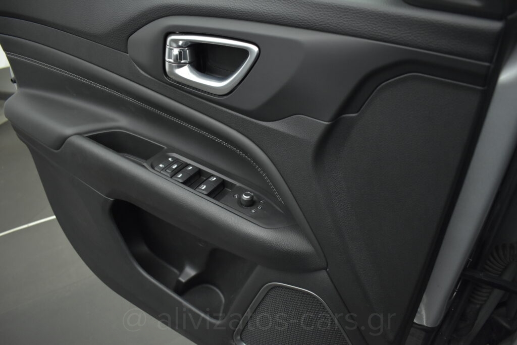 Jeep Compass - 1.3 PHEV 4xe S Plug-in Hybrid 240hp