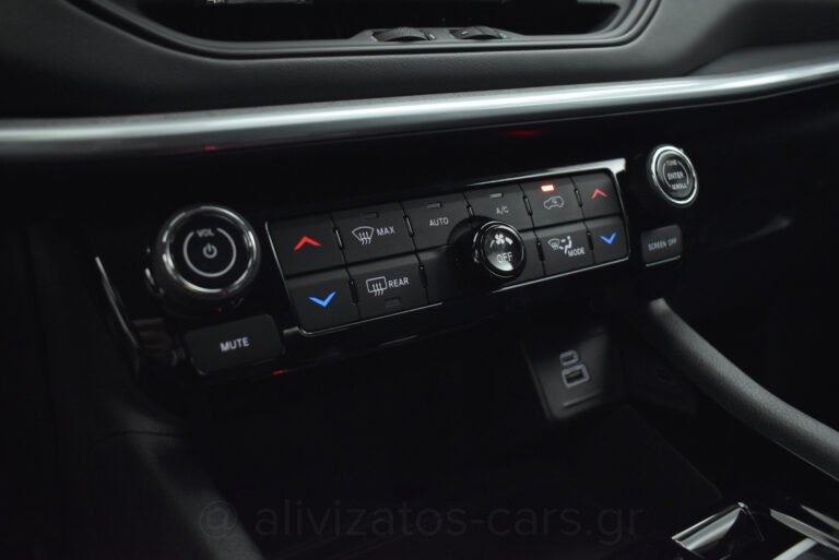 Jeep Compass - 1.3 PHEV 4xe S Plug-in Hybrid 240hp