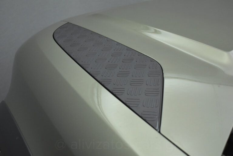 Land Rover Defender - no-subtitle