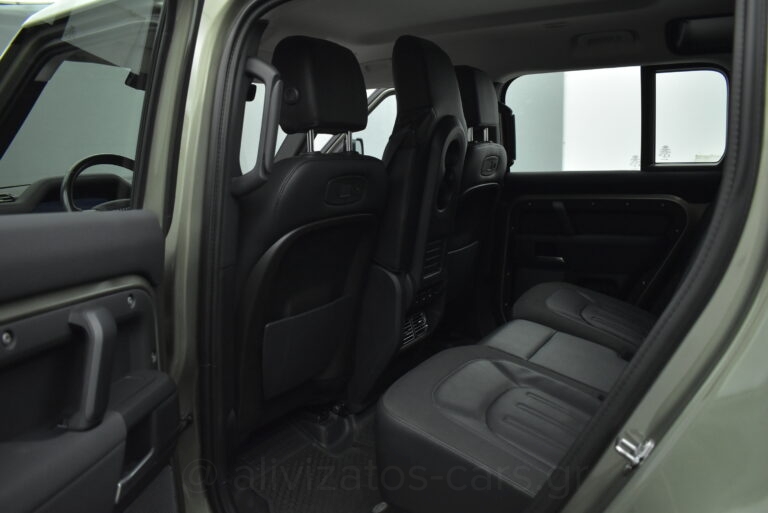 Land Rover Defender - no-subtitle