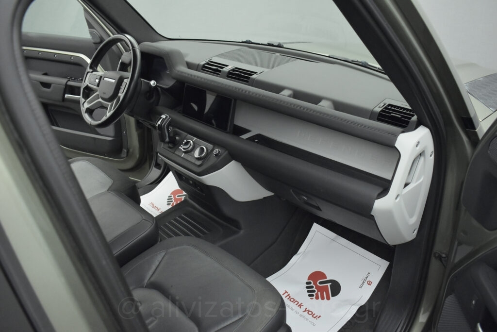 Land Rover Defender - no-subtitle