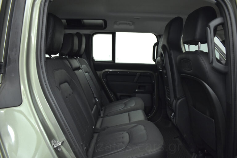 Land Rover Defender - no-subtitle